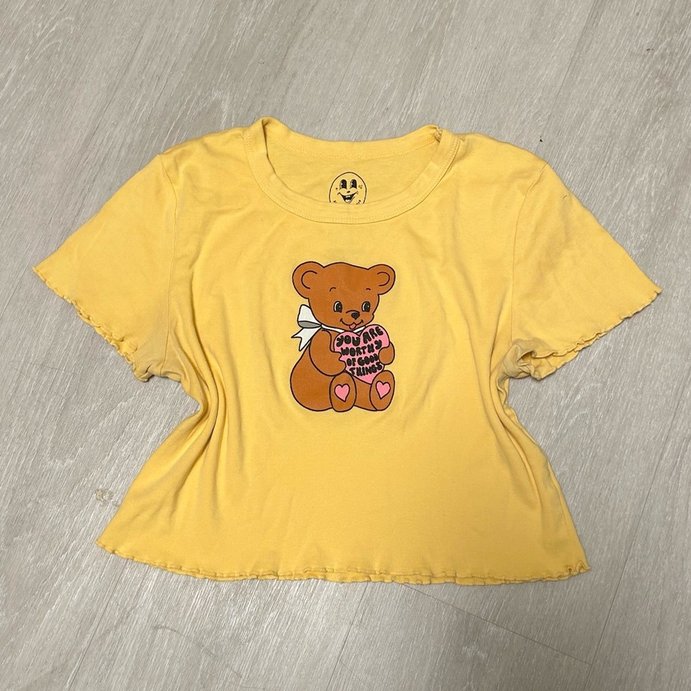 3 FOR $25🤍 pacsun bear heart cropped baby tee